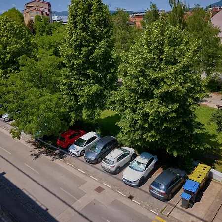 Skyspa In The Centre - M&d Apartman *